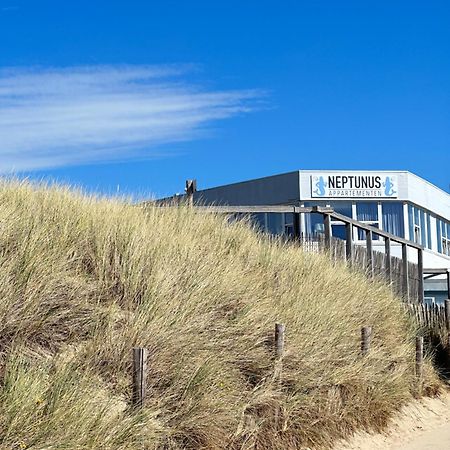 Neptunus Appartementen 滨海贝亨 外观 照片