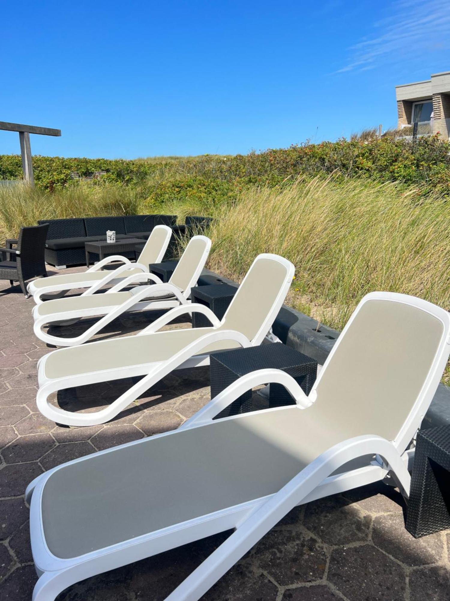 Neptunus Appartementen 滨海贝亨 外观 照片