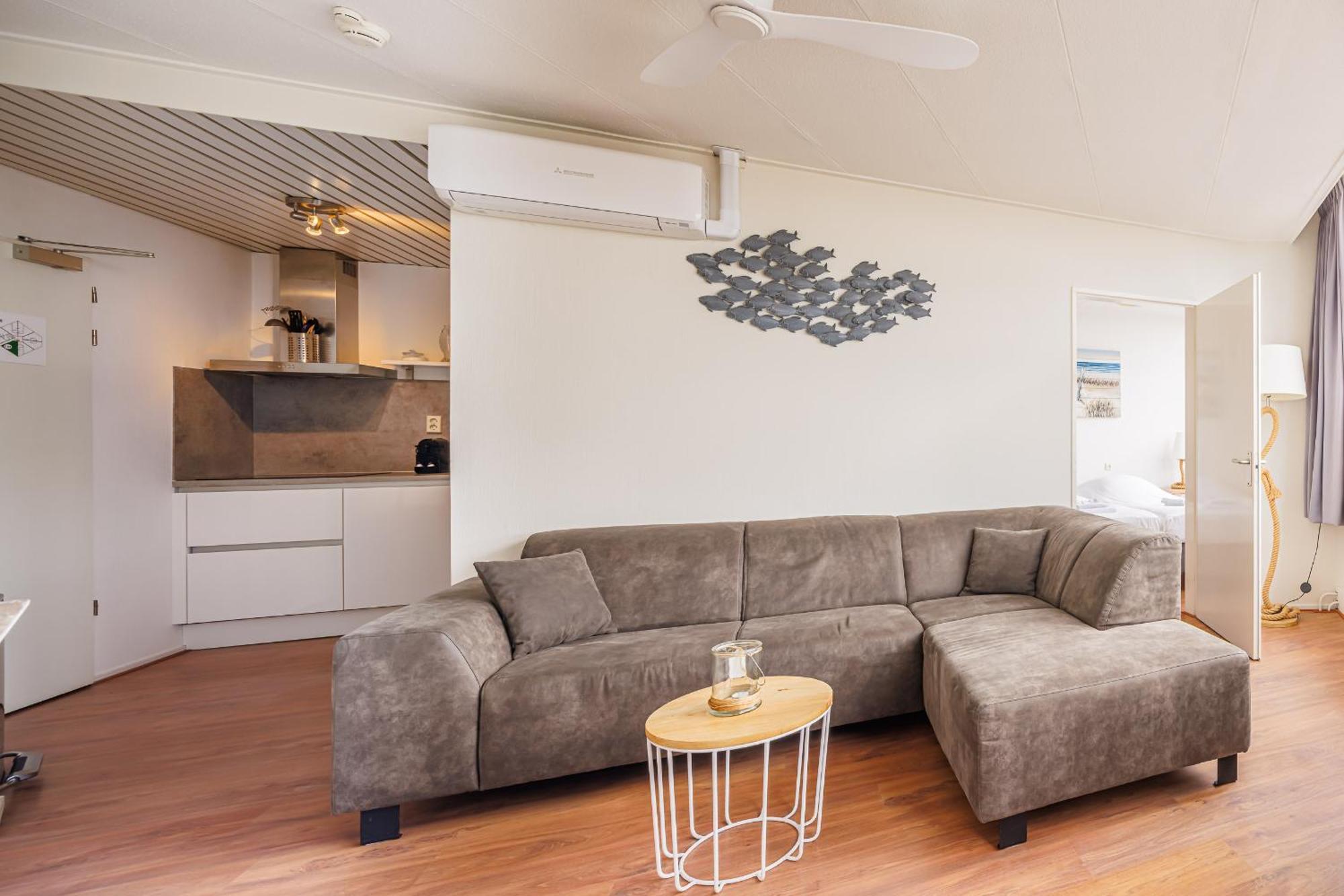 Neptunus Appartementen 滨海贝亨 客房 照片