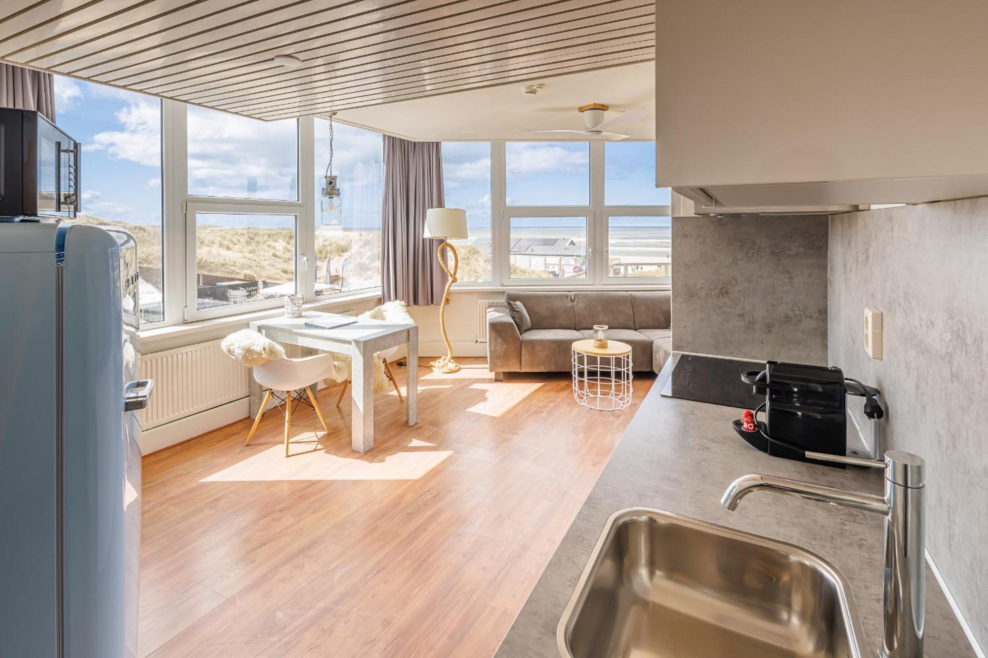 Neptunus Appartementen 滨海贝亨 客房 照片