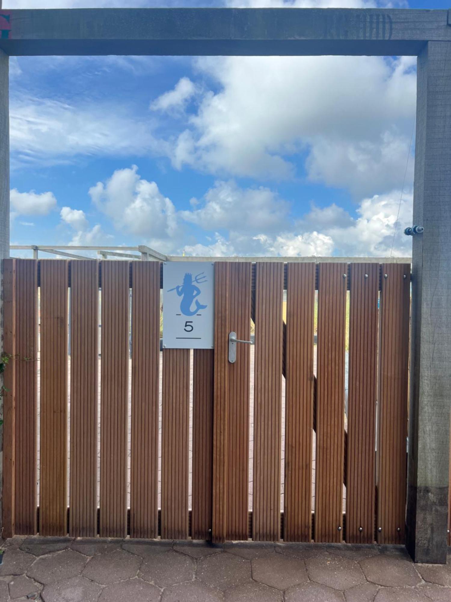 Neptunus Appartementen 滨海贝亨 客房 照片